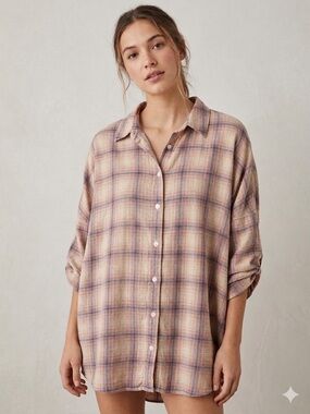 American Eagle Oversized Lightweight Plaid Button-Up Shirt - SZ L